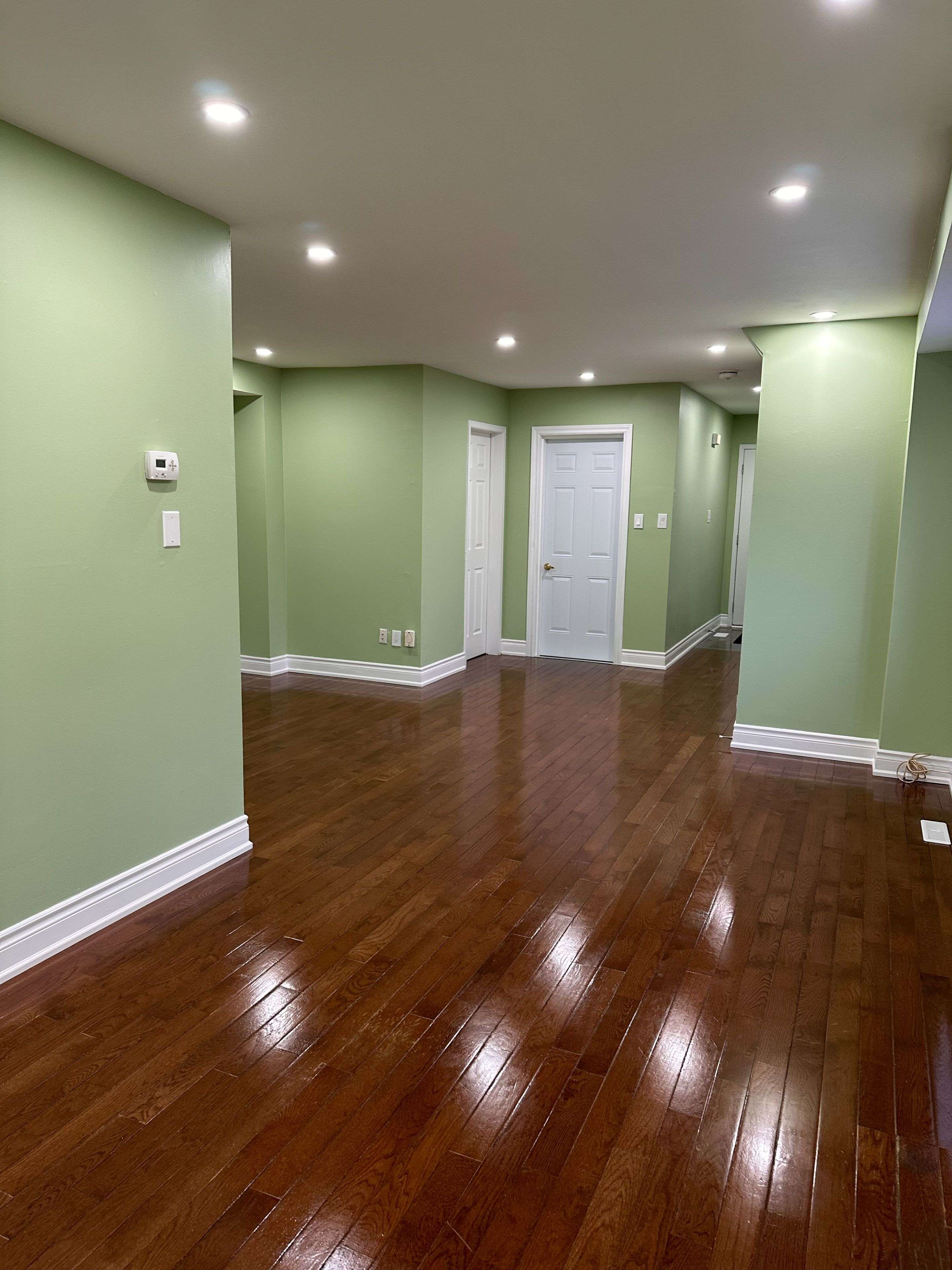 Toronto C13, ON M4A 2X5,49 Sloane AVE