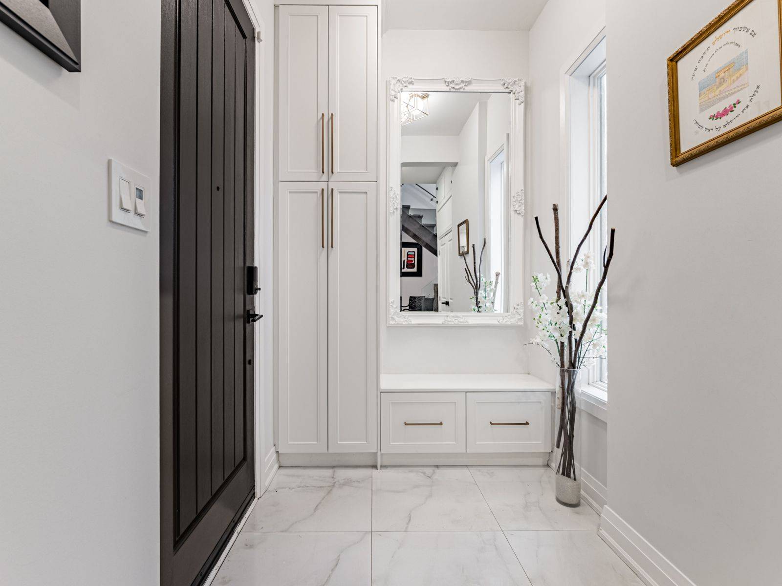 Toronto C07, ON M2R 2A7,18 Carscadden DR