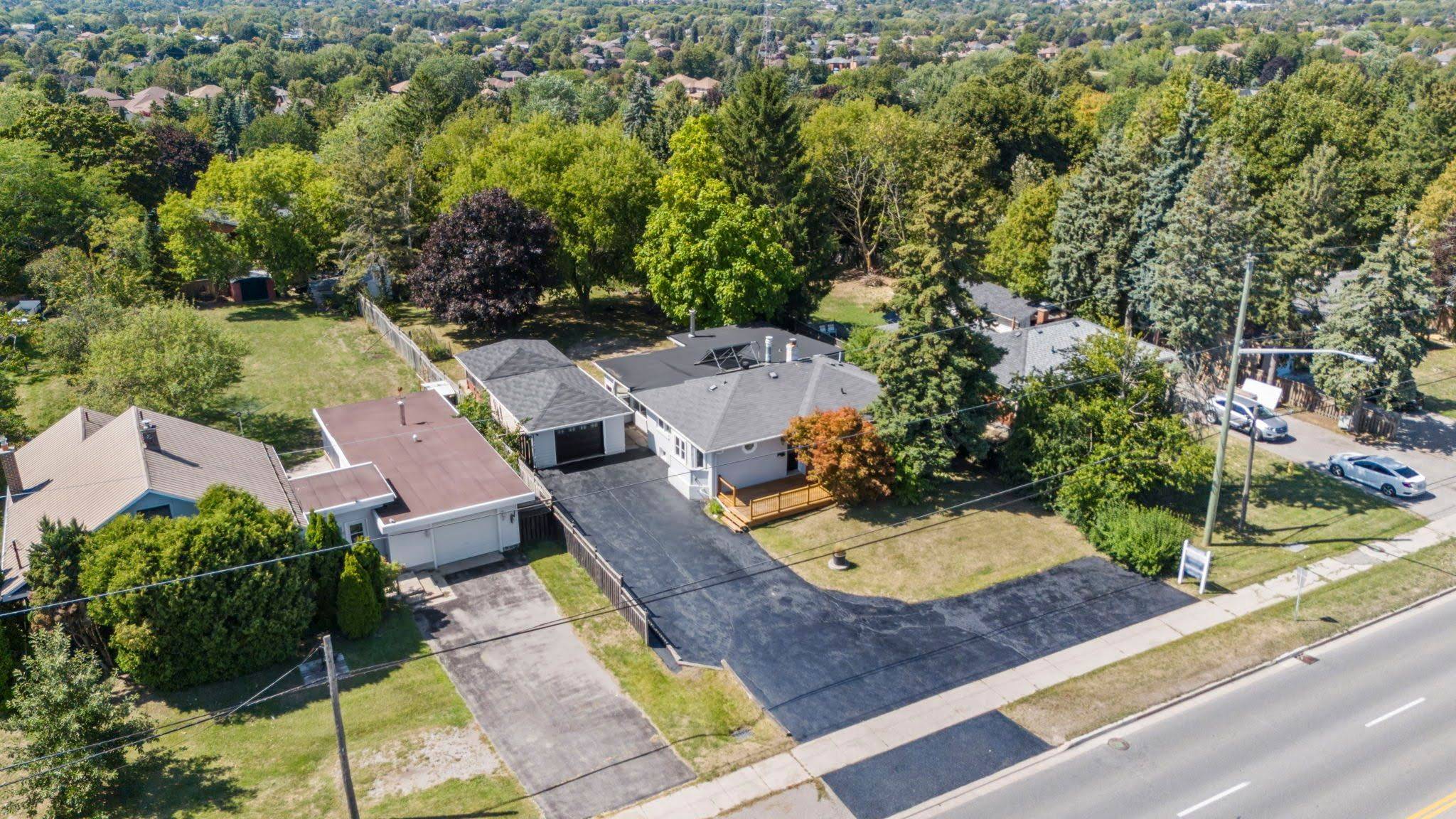 Whitby, ON L1N 3R2,144 Thickson RD N #Bsmt