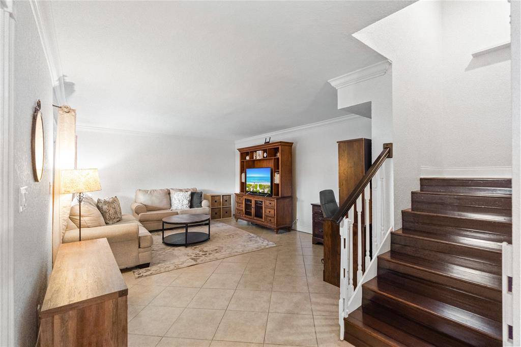 Davie, FL 33324,2061 SW 90th Ave #B-17