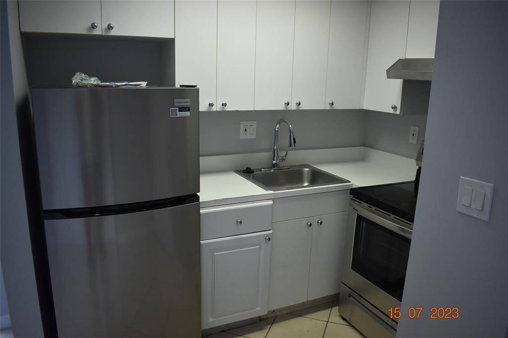 Miami, FL 33133,3051 SW 27th Ave #204