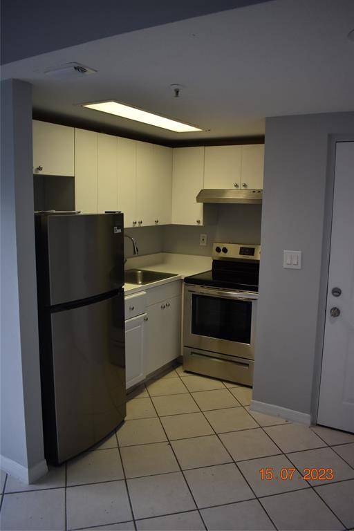 Miami, FL 33133,3051 SW 27th Ave #204