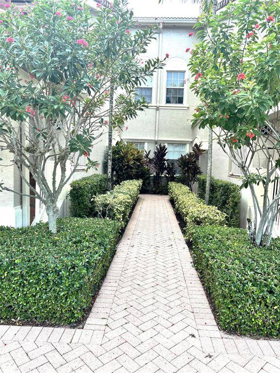 Stuart, FL 34997,7554 SW Herrington Ln #87