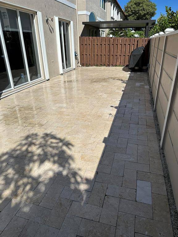 Hialeah, FL 33016,14251 NW 83rd Ave