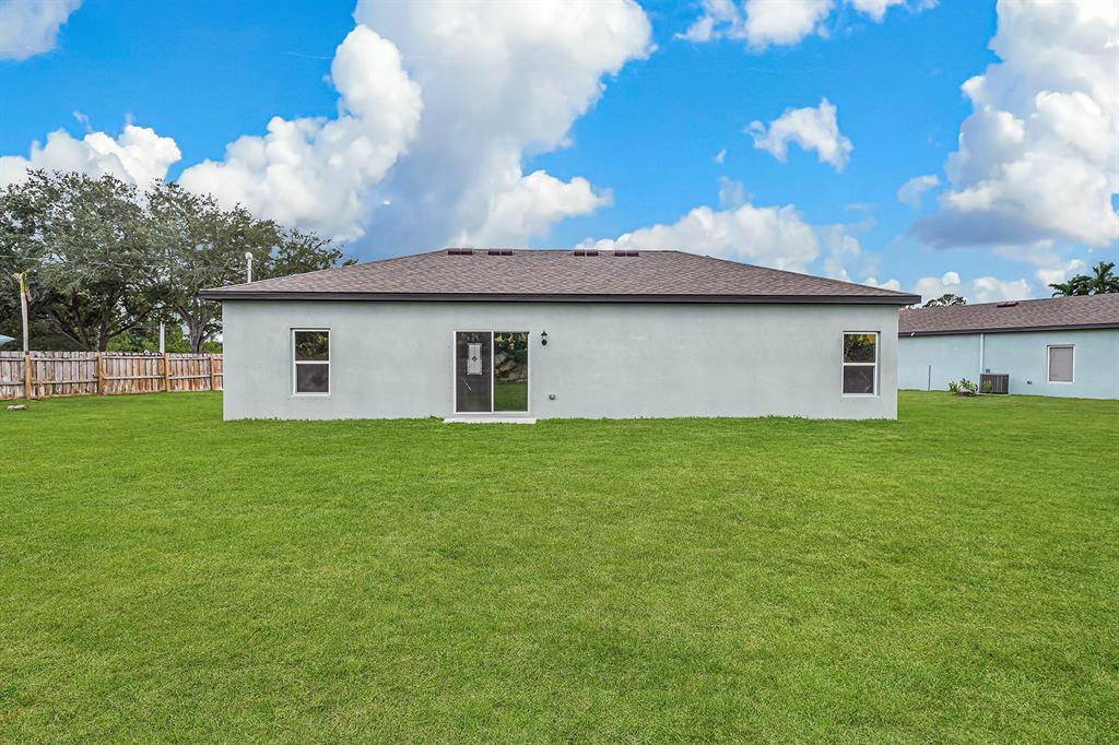 Vero Beach, FL 32967,8436 104th Ct