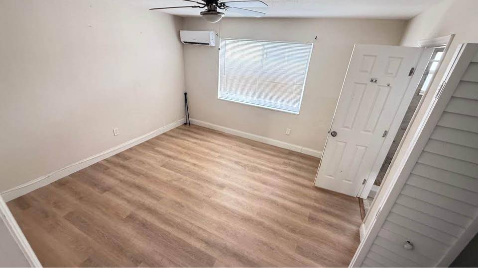 Hallandale Beach, FL 33009,800 Moffett St #3