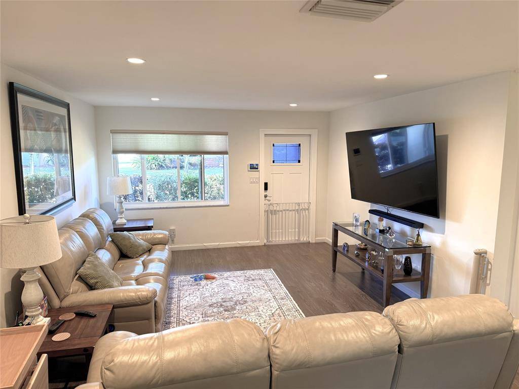 Deerfield Beach, FL 33064,4300 NW 12th Dr