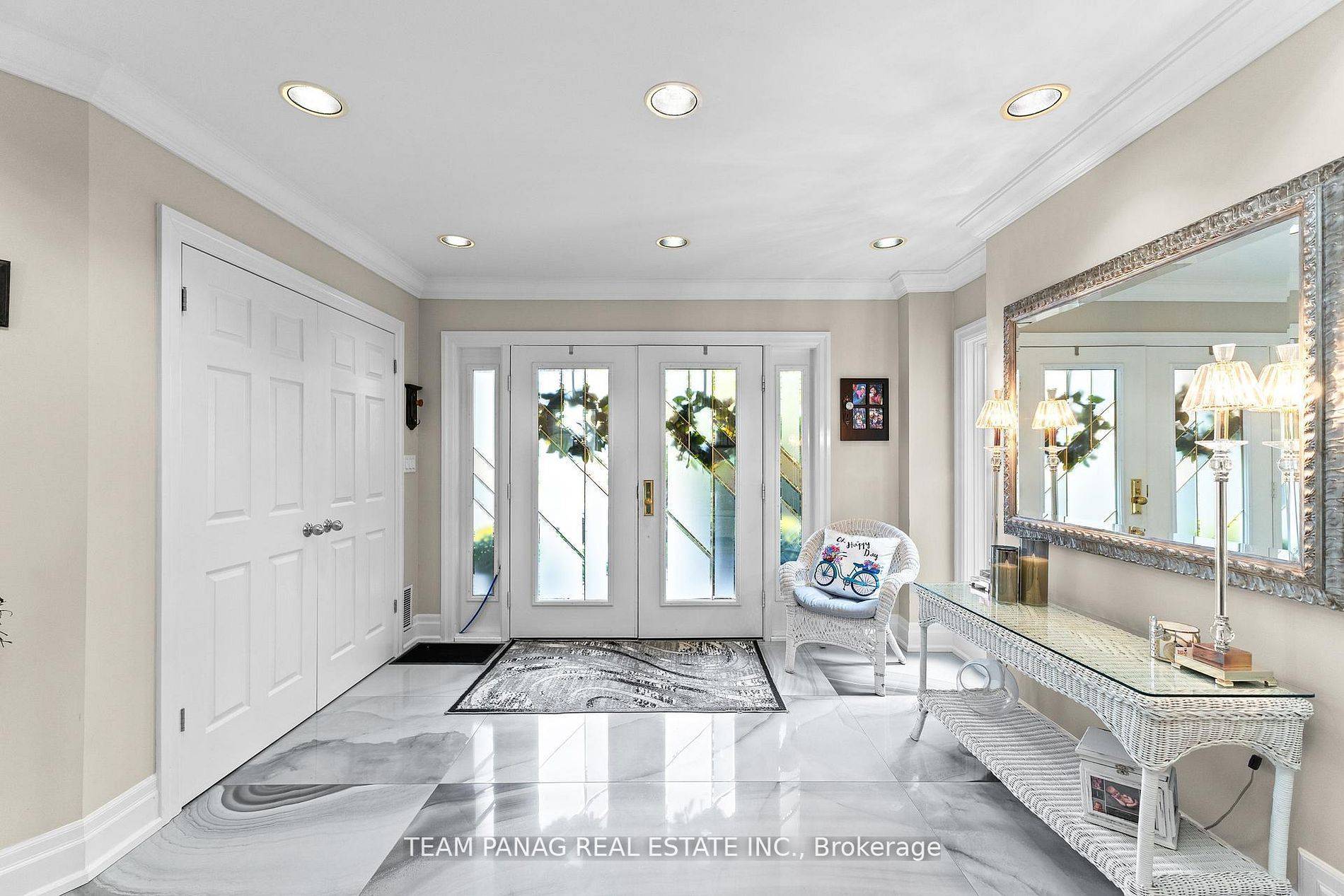 King, ON L0G 1N0,179 Ellis AVE