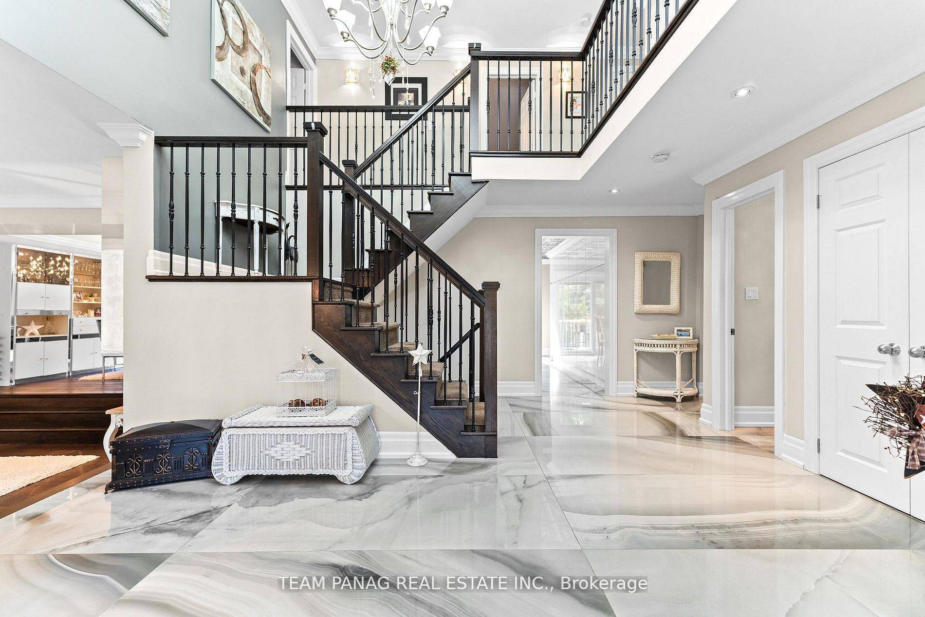 King, ON L0G 1N0,179 Ellis AVE