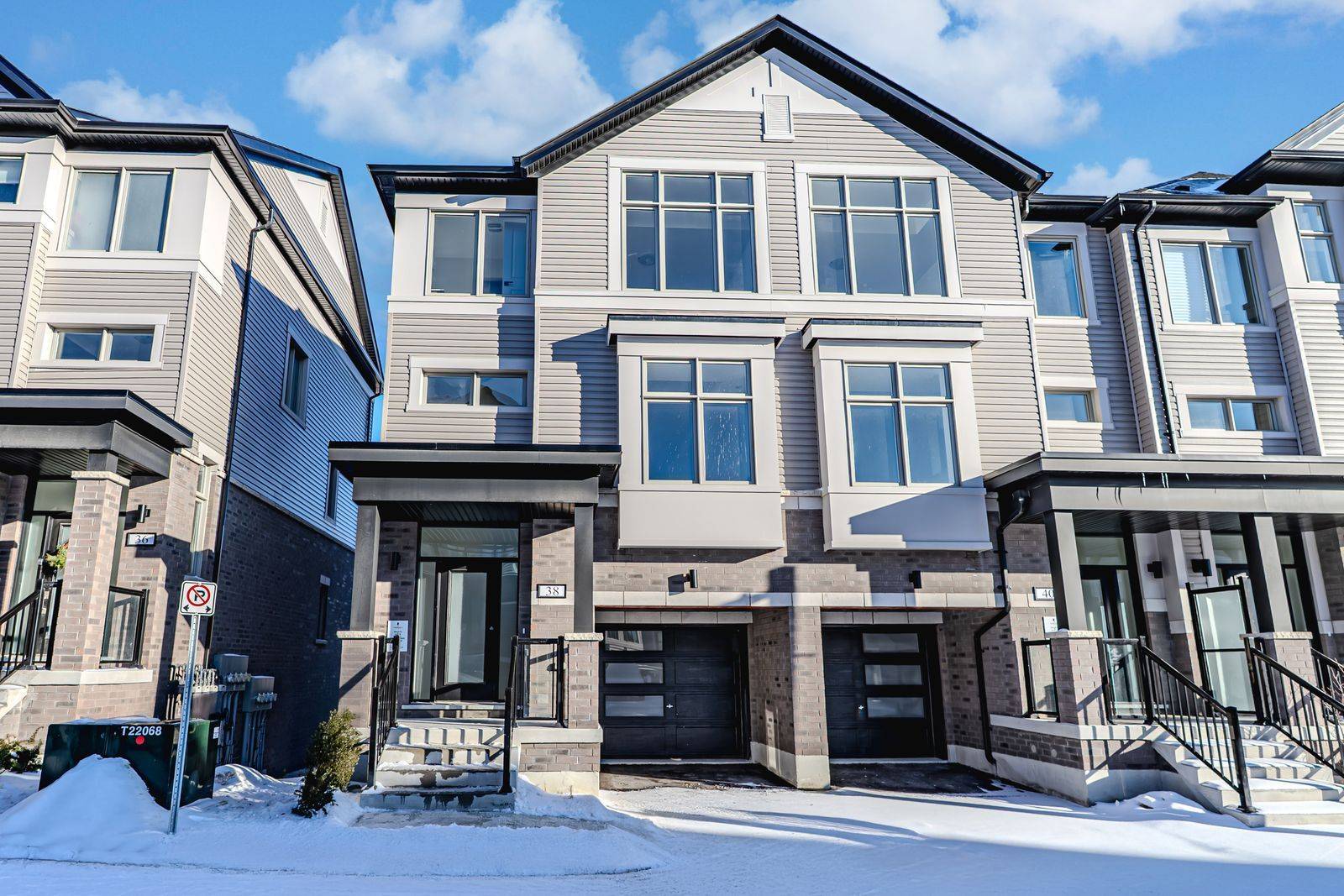 New Tecumseth, ON L0G 1W0,38 Brandon CRES