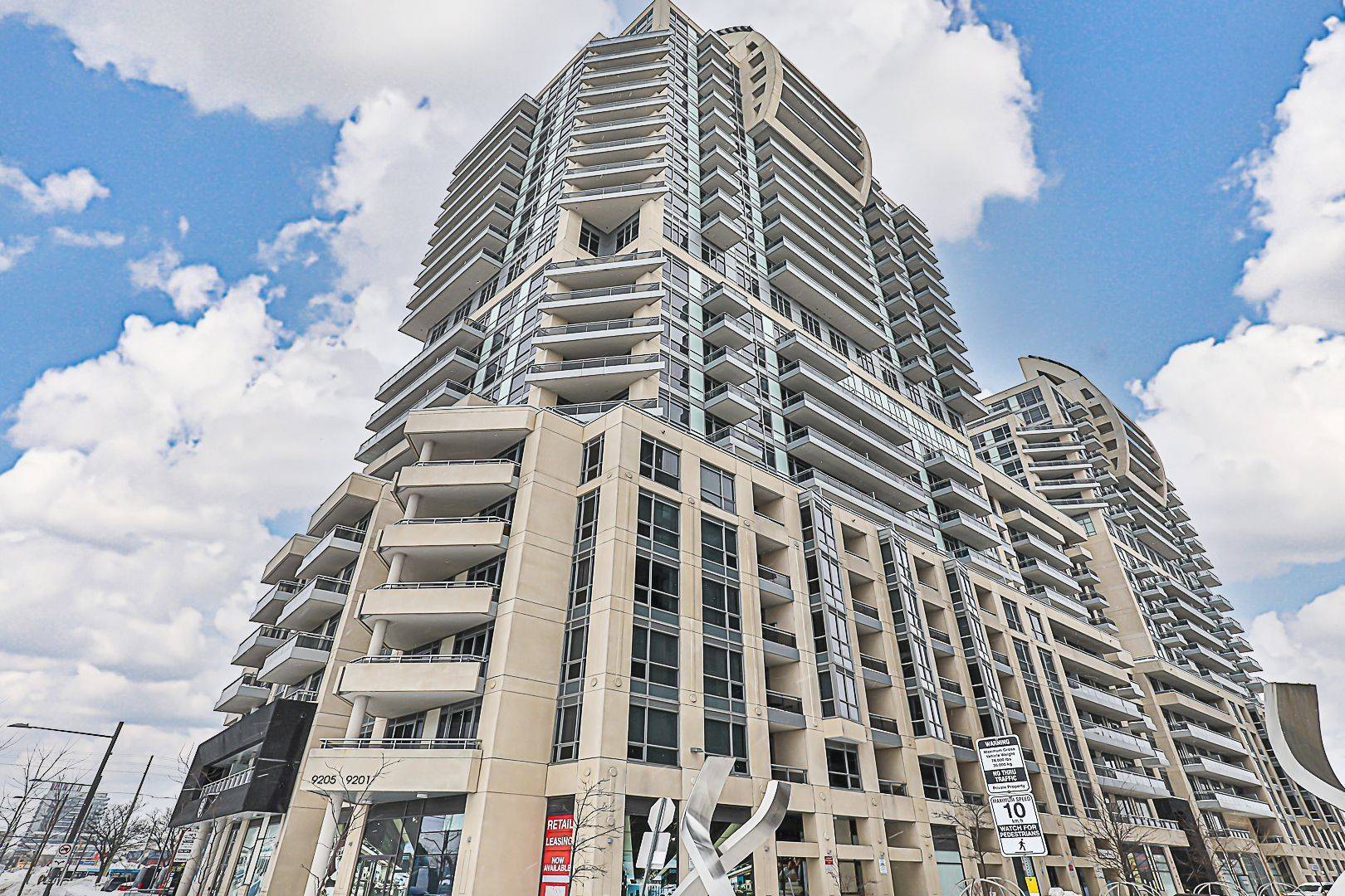 Richmond Hill, ON L4C 1H9,9201 Yonge ST #LEVEL 1, UNIT 1 ( NW-1)