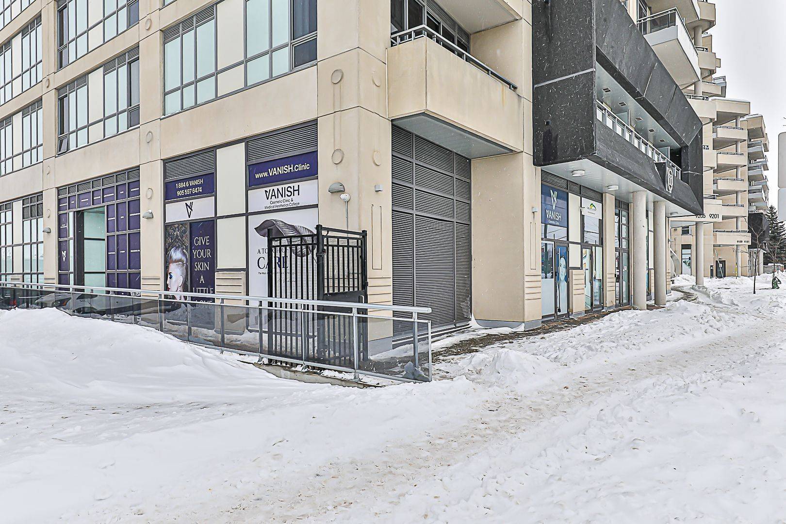 Richmond Hill, ON L4C 1H9,9201 Yonge ST #LEVEL 1, UNIT 1 ( NW-1)