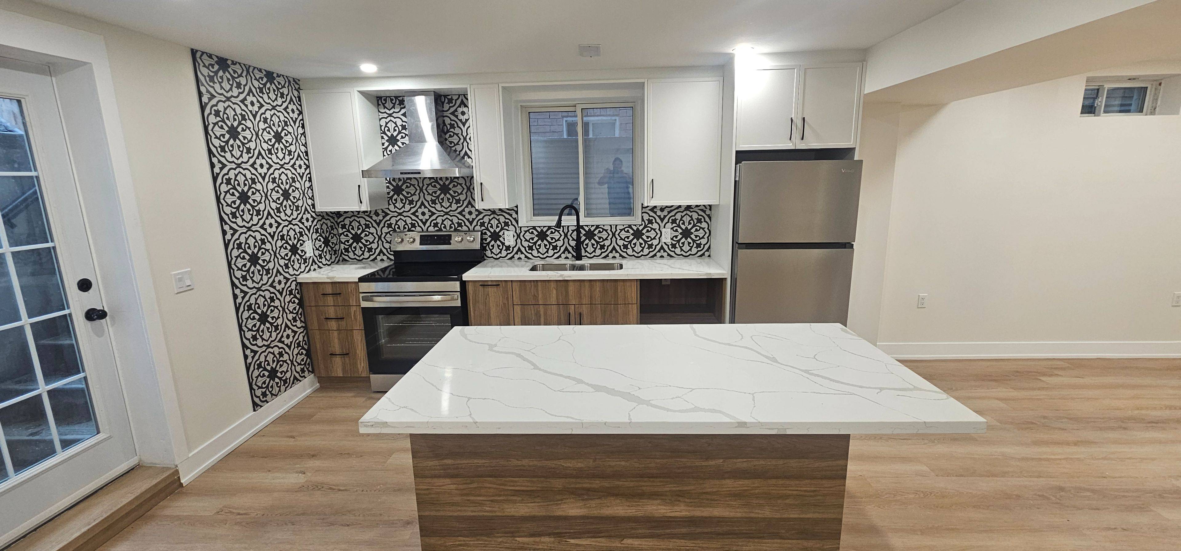 Bradford West Gwillimbury, ON L3Z 4H8,281 Blue Dasher BLVD