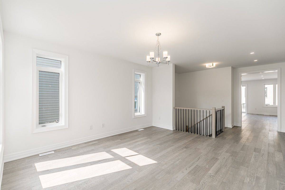 Wasaga Beach, ON L9Z 0N4,3 ROSANNE CIR