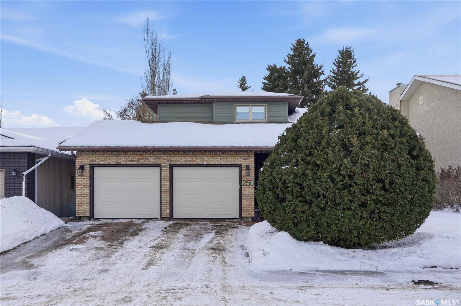 Saskatoon, SK S7J 4J1,250 Emerald TERRACE