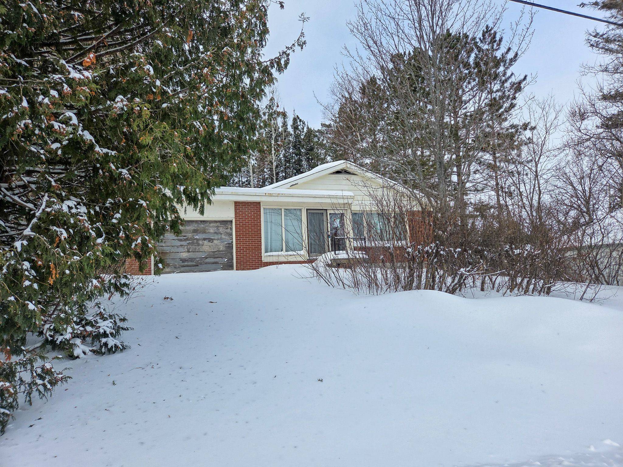 Temiskaming Shores, ON P0J 1P0,50 Dixon ST