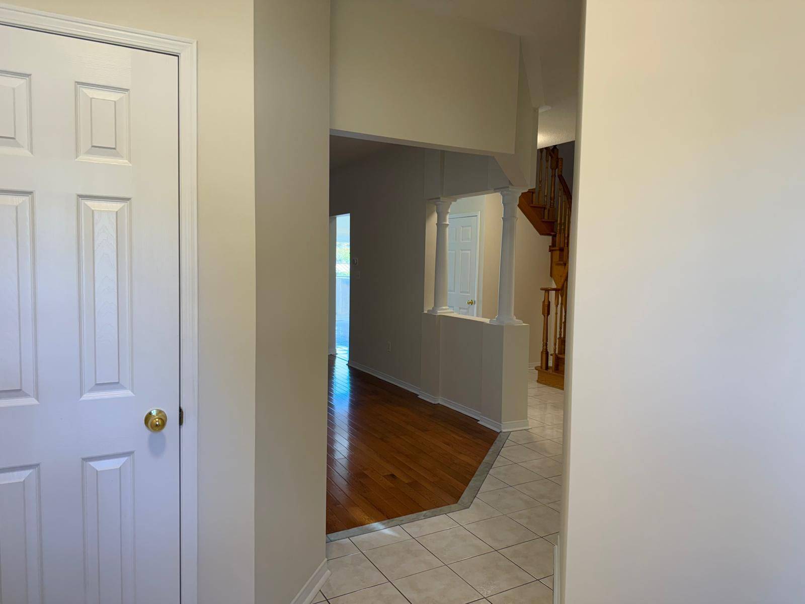 Mississauga, ON L5R 0A9,478 Huntington Ridge DR