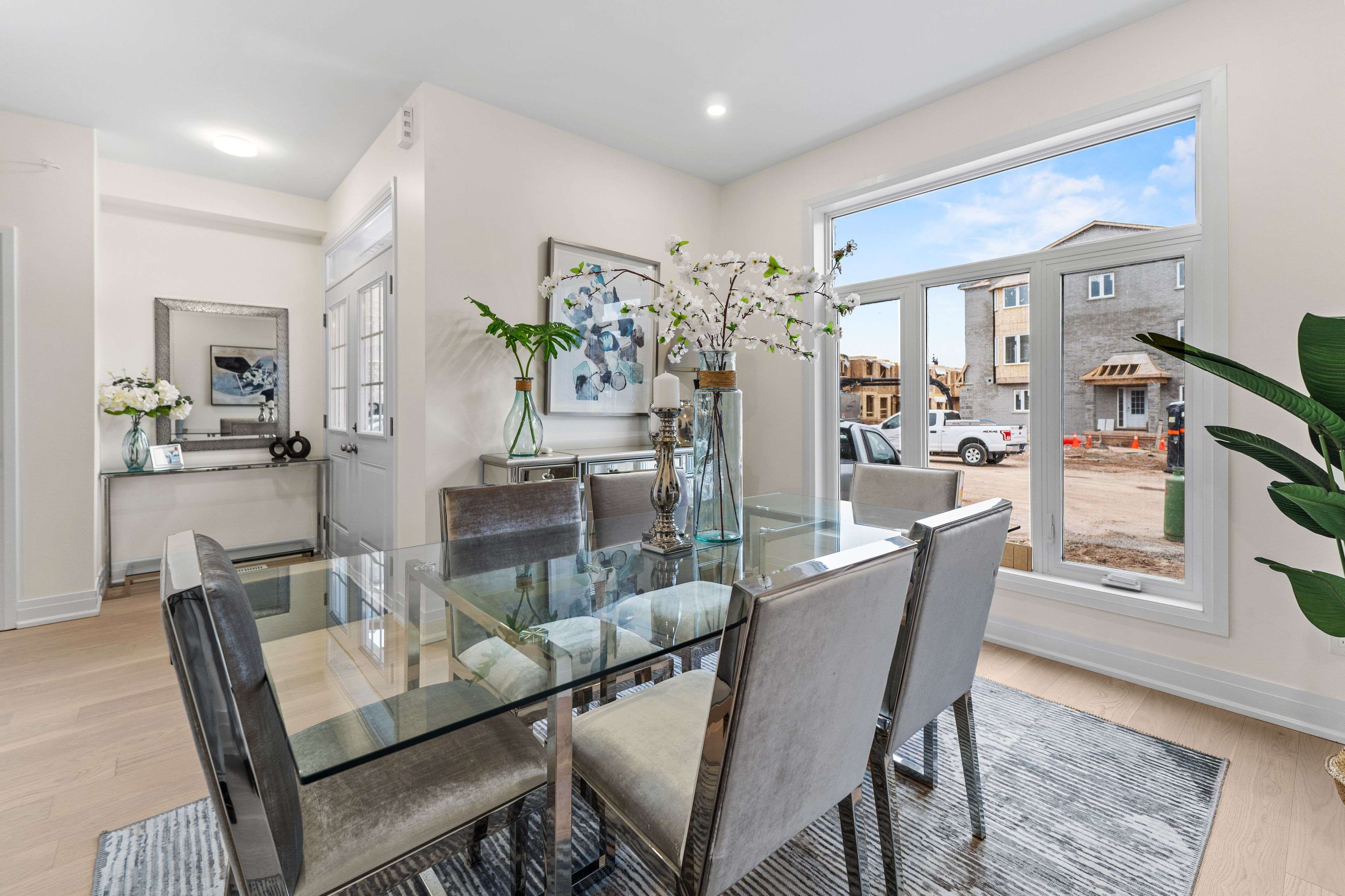 Burlington, ON L7L 7B6,2003 Georgina CT