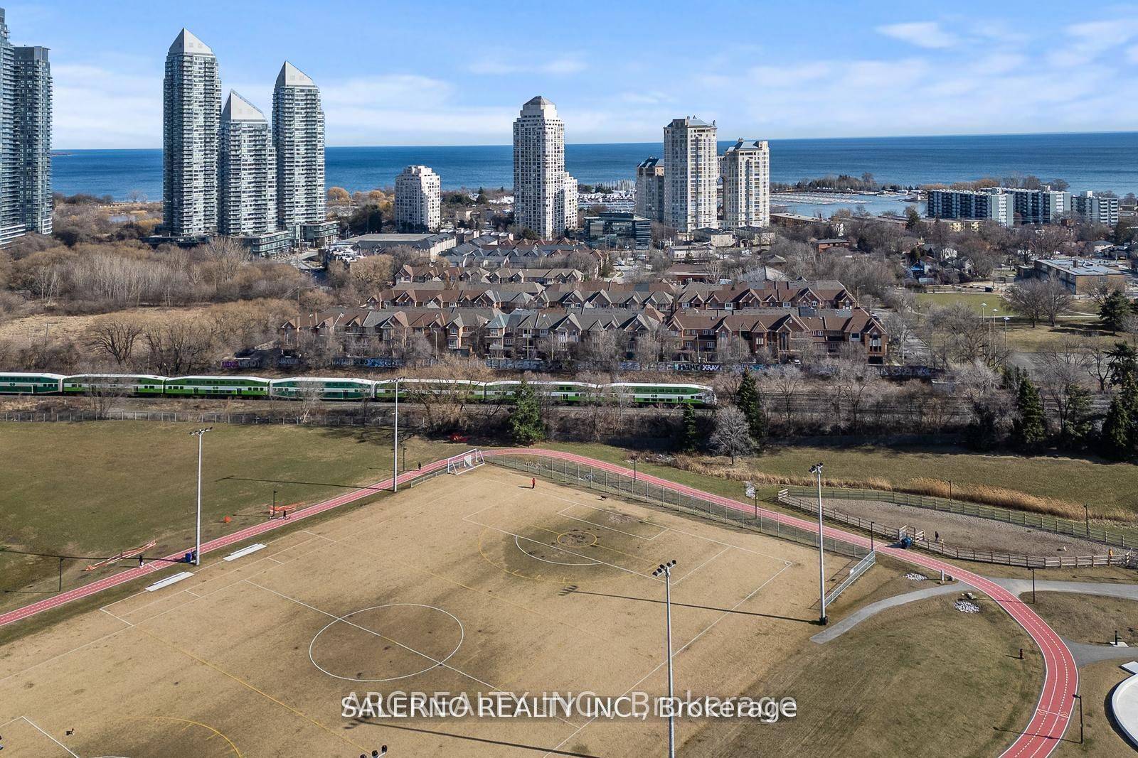 Toronto W06, ON M8Y 4G9,251 Manitoba ST #104