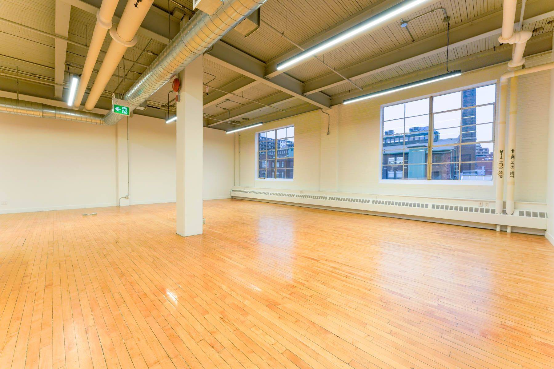 Toronto W01, ON M6K 3J1,219 Dufferin ST #215C