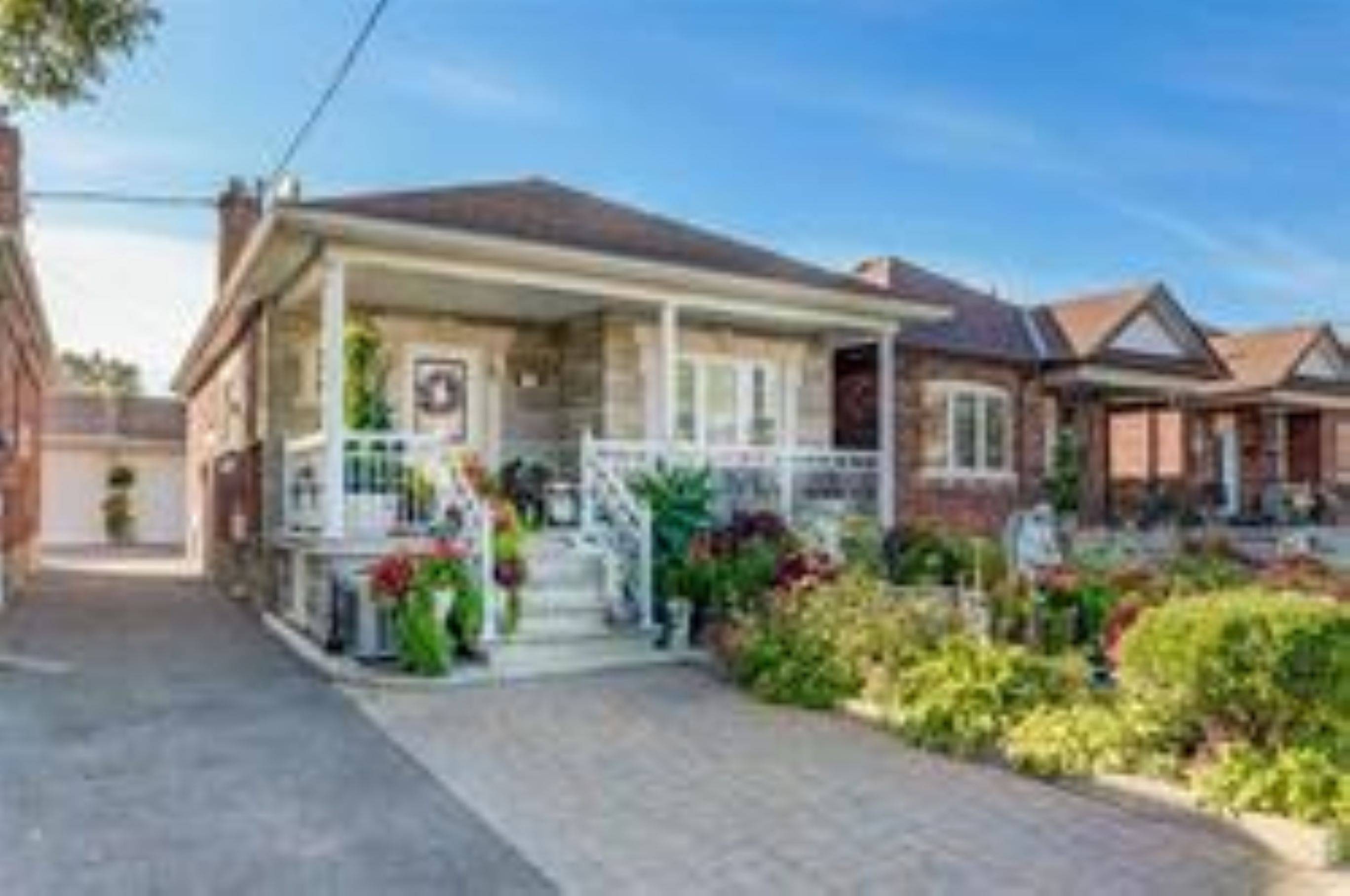 Toronto W03, ON M6N 2T1,149 Lambton AVE