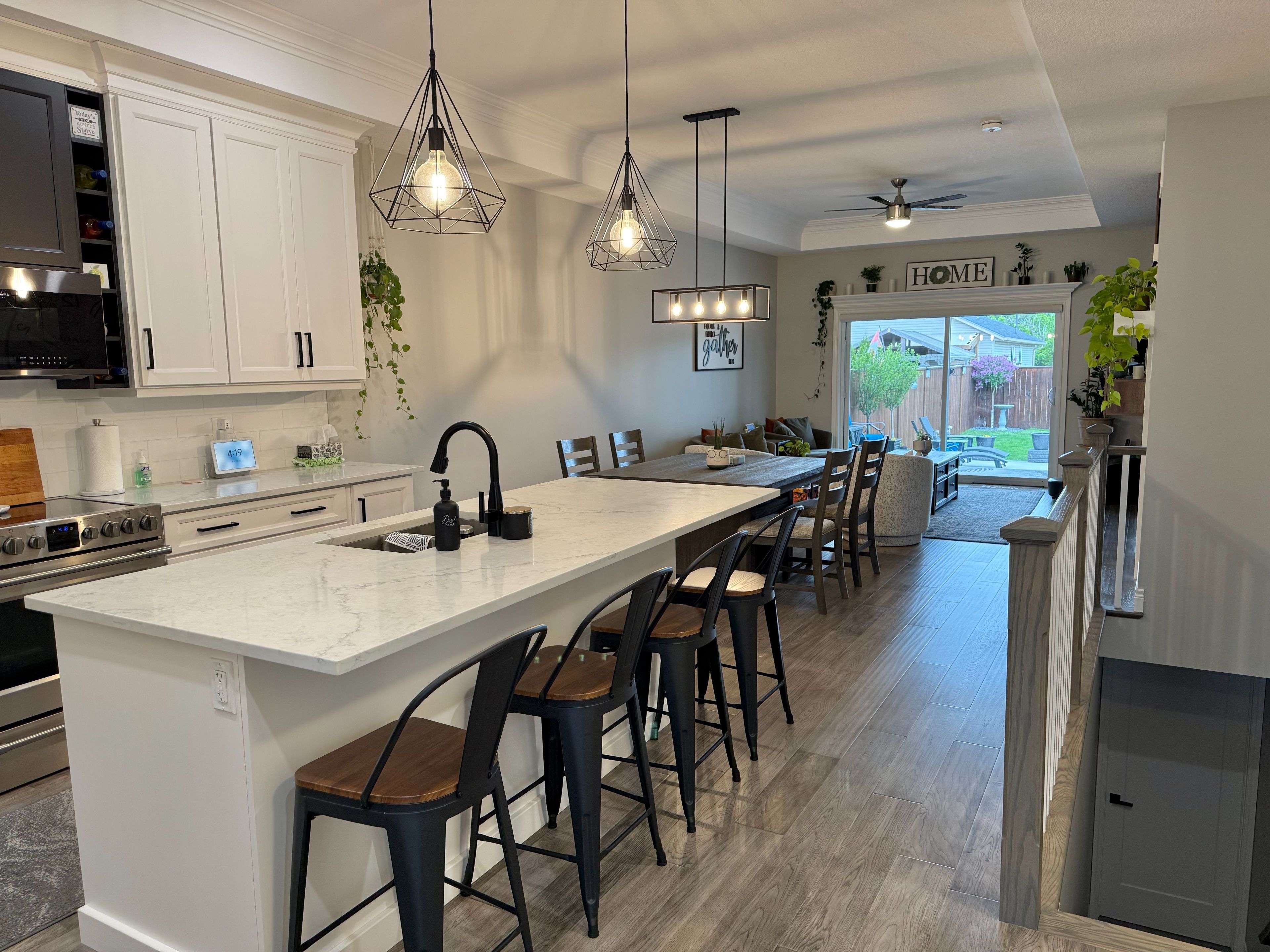 Haldimand, ON N3W 2N4,61A Haddington ST