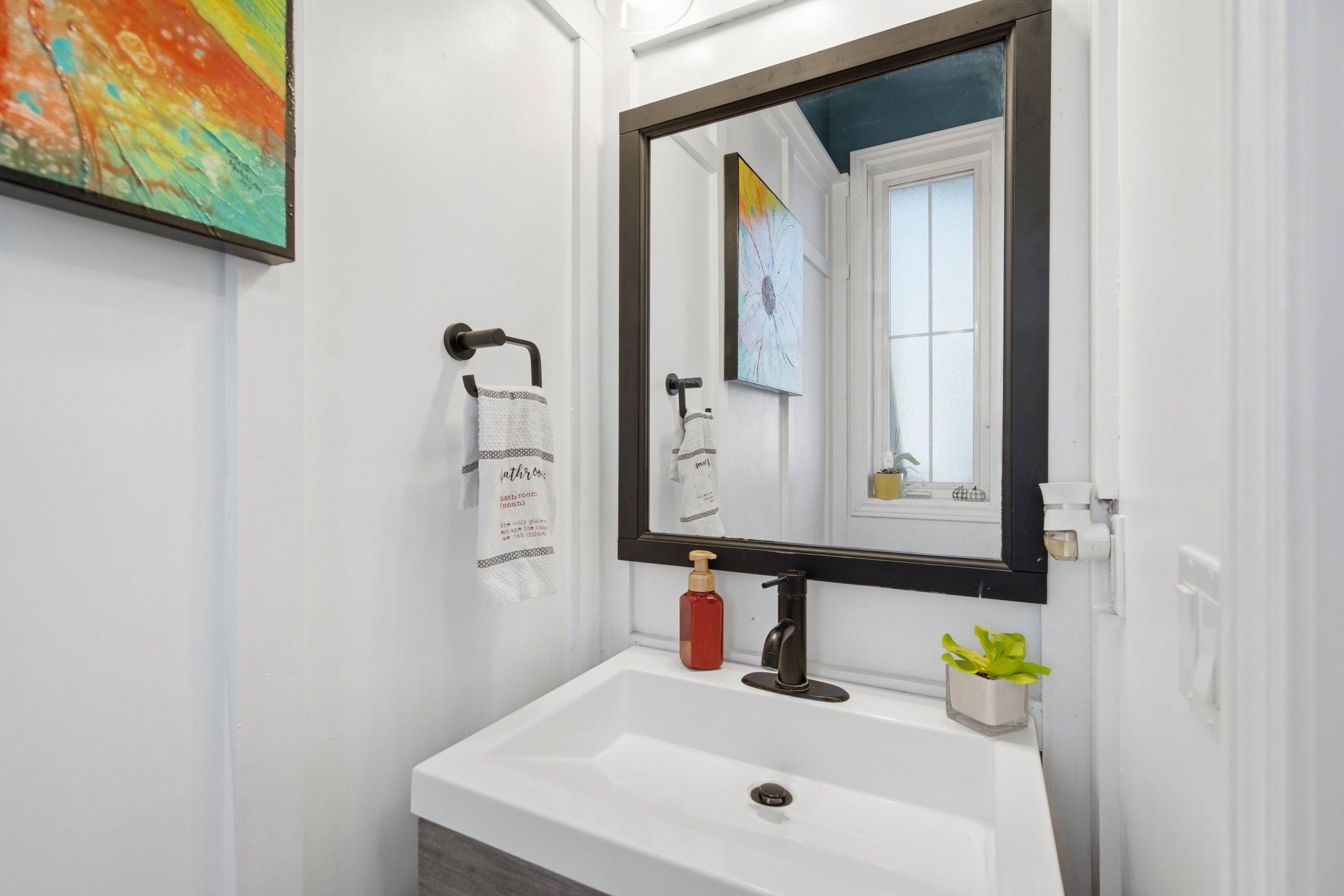 Hamilton, ON L0R 1C0,37 FAIRGROUNDS DR