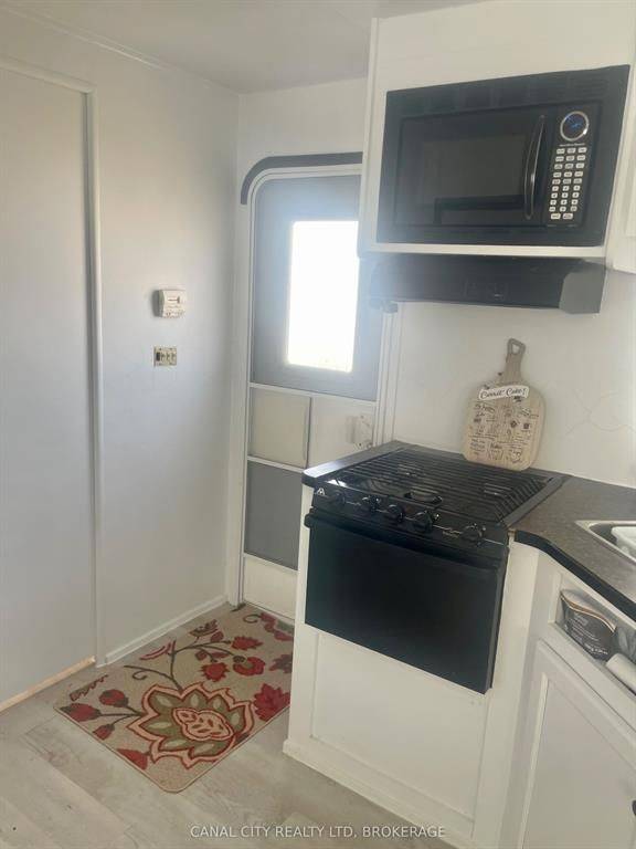 Haldimand, ON N1A 2W6,659 PORT MAITLAND RD