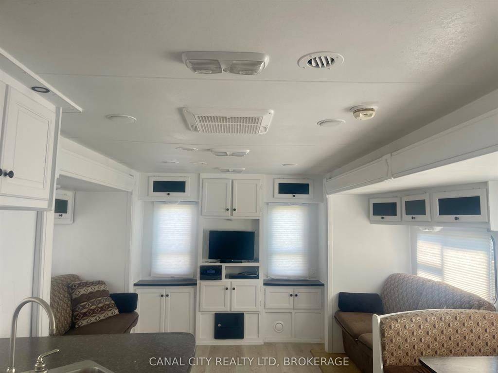 Haldimand, ON N1A 2W6,659 PORT MAITLAND RD