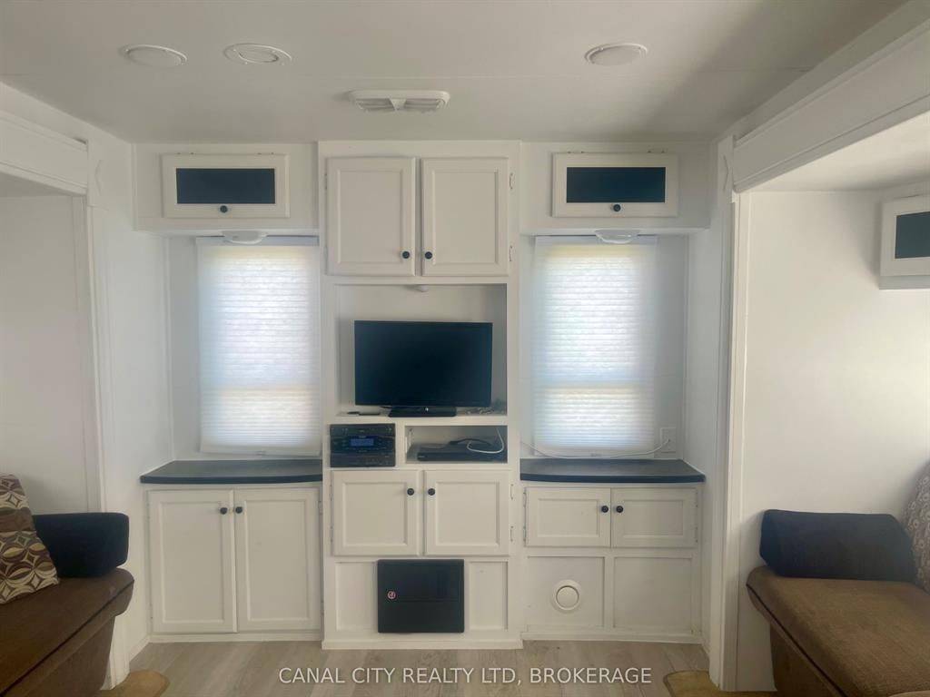 Haldimand, ON N1A 2W6,659 PORT MAITLAND RD