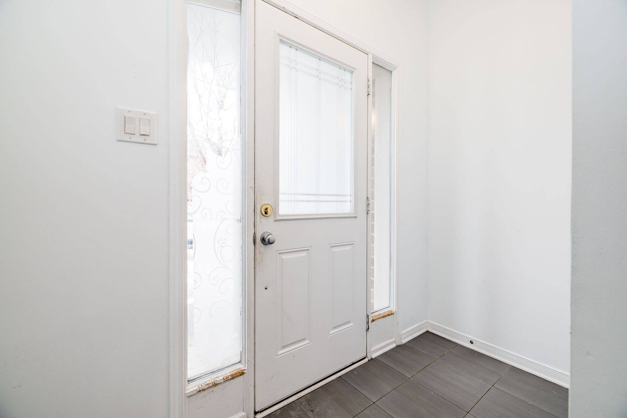 Barrhaven, ON K2J 4X1,604 Via Campanale AVE