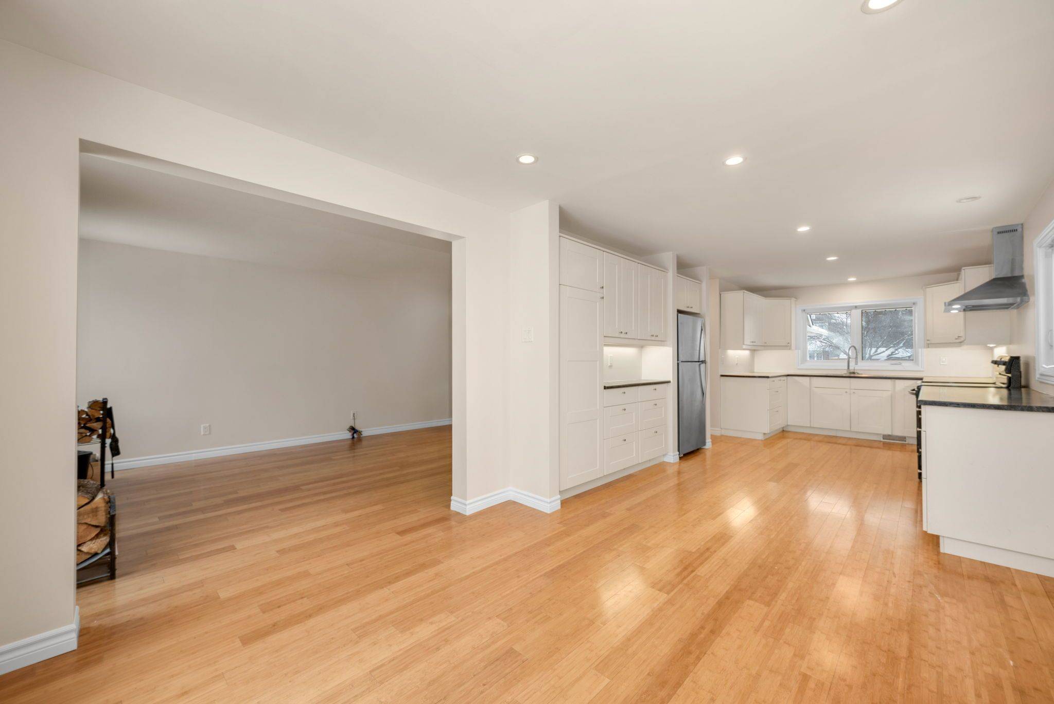 Barrhaven, ON K2J 2X3,1 Stradwick AVE