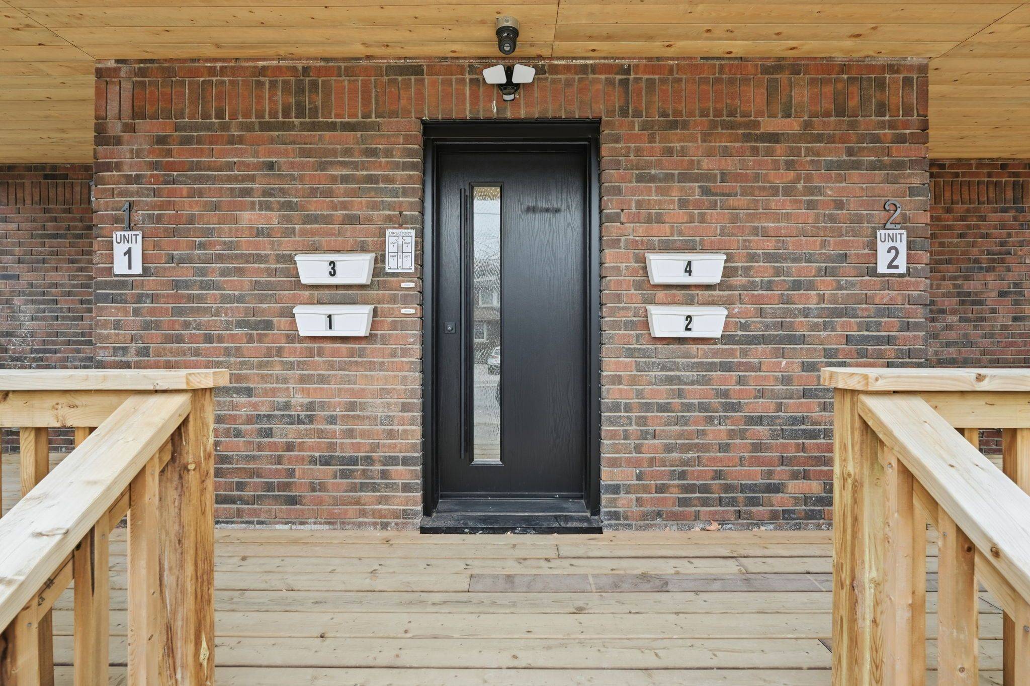 Niagara Falls, ON L2E 1V9,4876 Simcoe ST #4