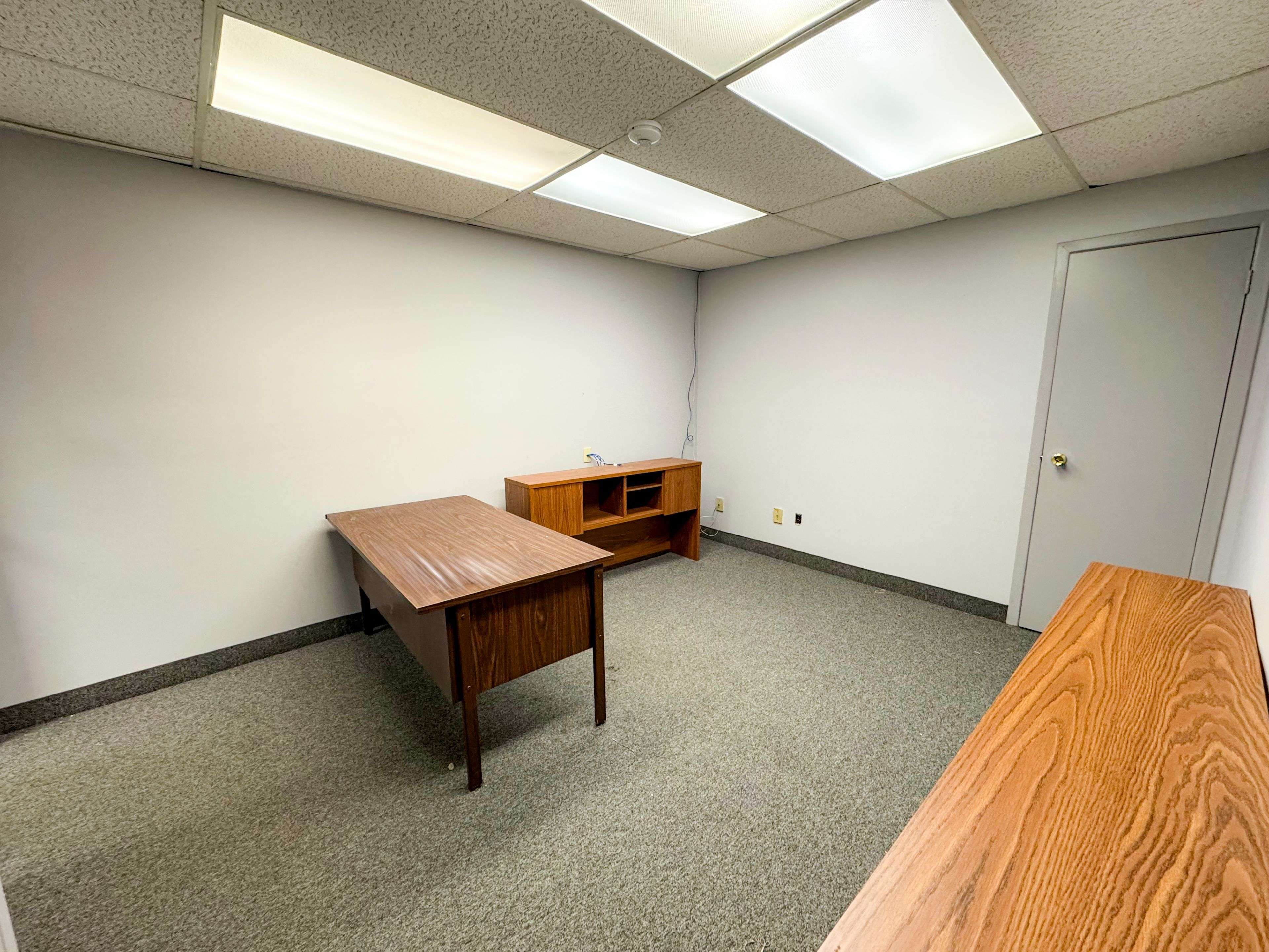 London North, ON N6H 5L6,1565 North Routledge PARK #3