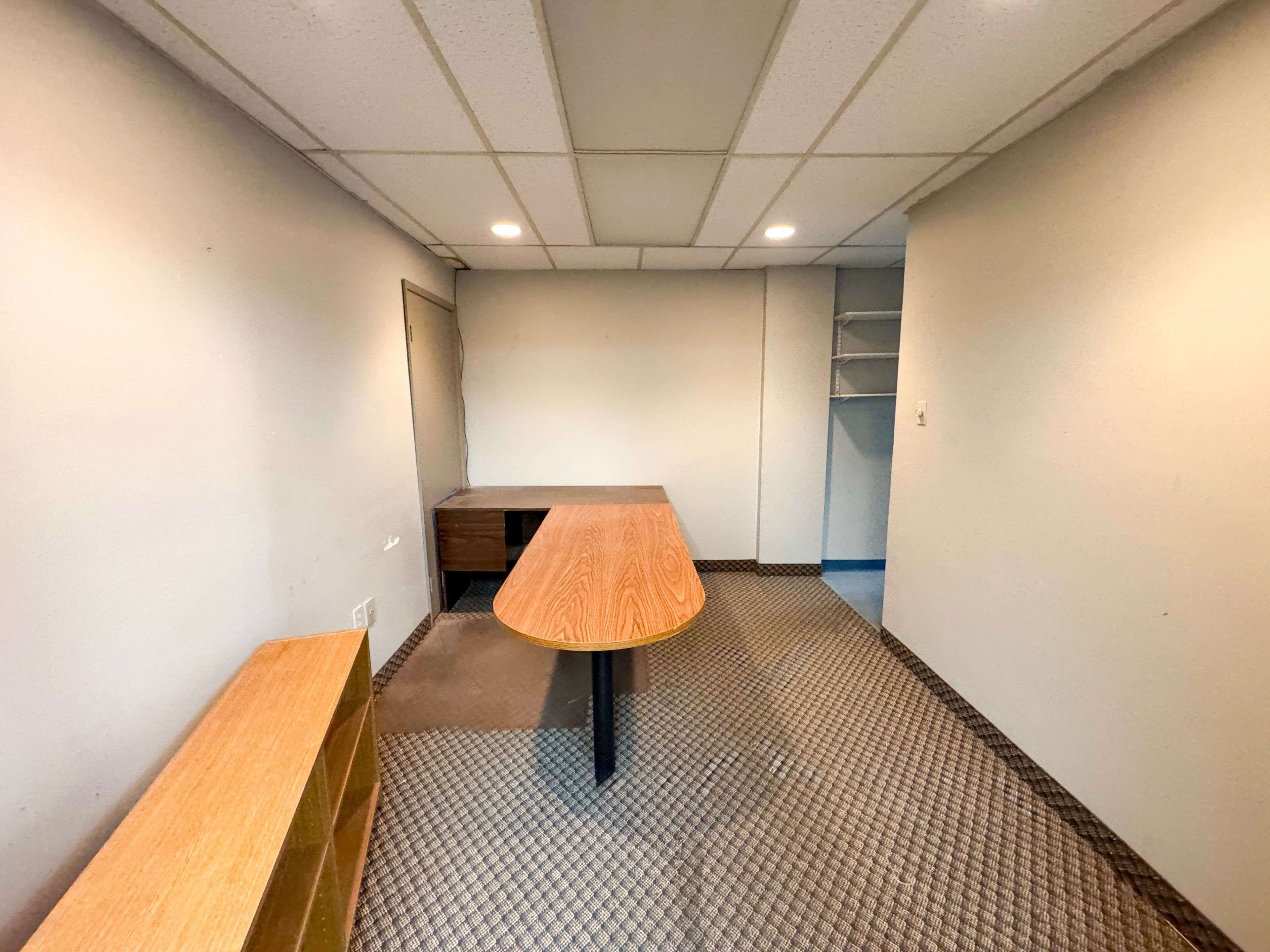 London North, ON N6H 5L6,1565 North Routledge PARK #3