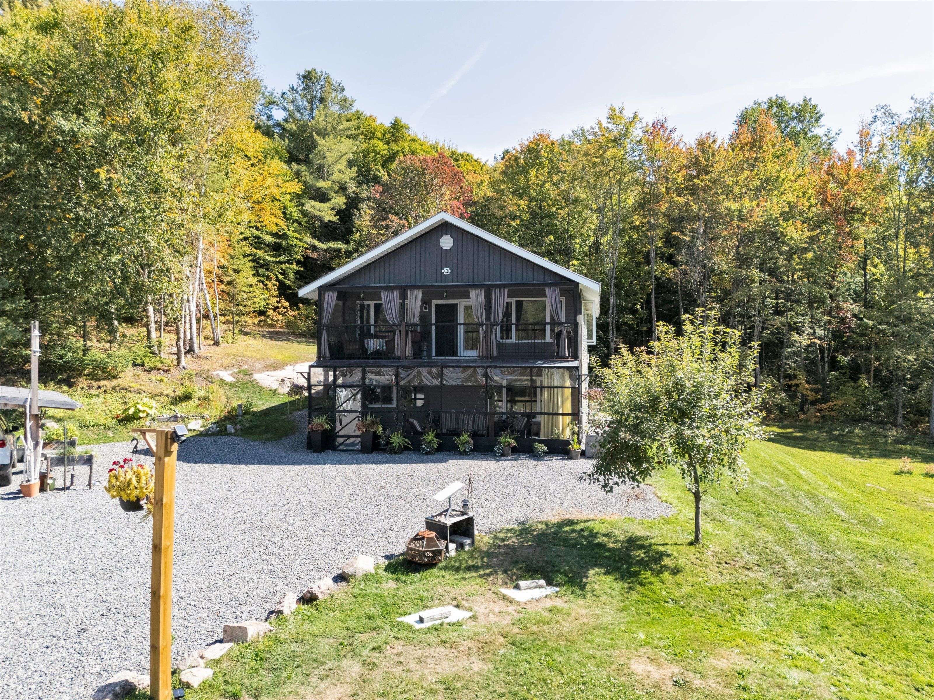 Muskoka Lakes, ON P1L 1X4,1435 Falkenburg RD