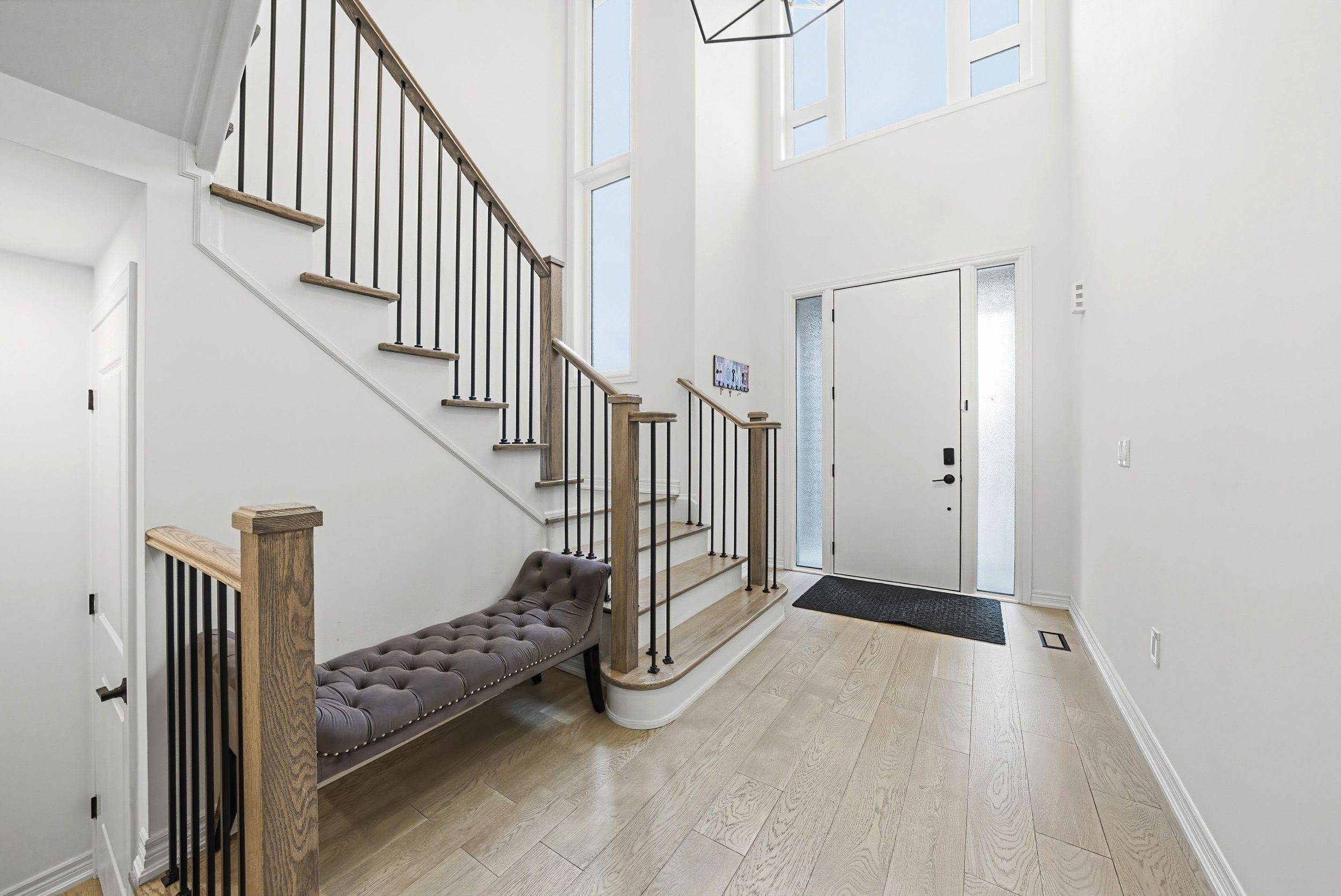 Hamilton, ON L9K 0H8,90 Robertson RD