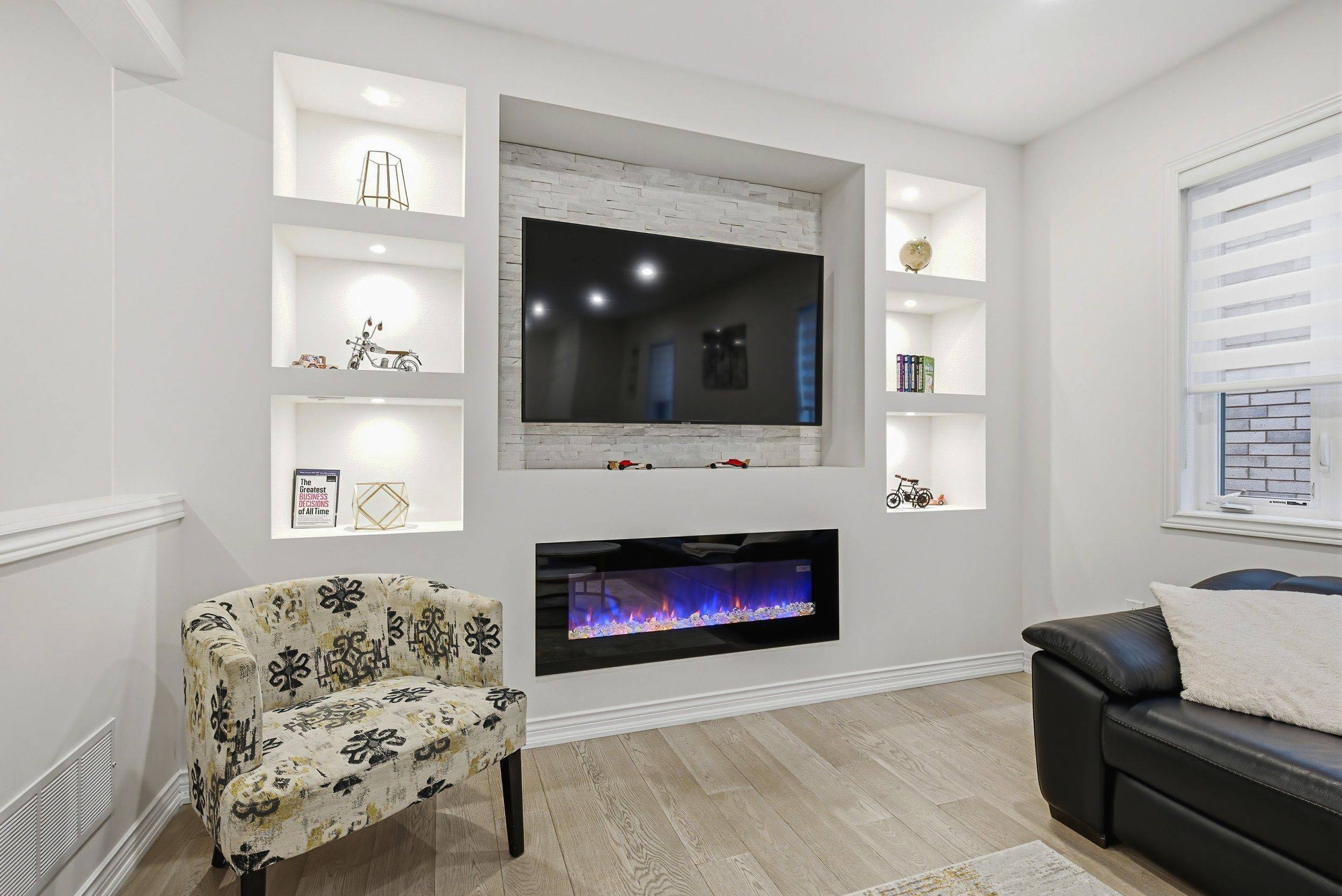 Hamilton, ON L9K 0H8,90 Robertson RD