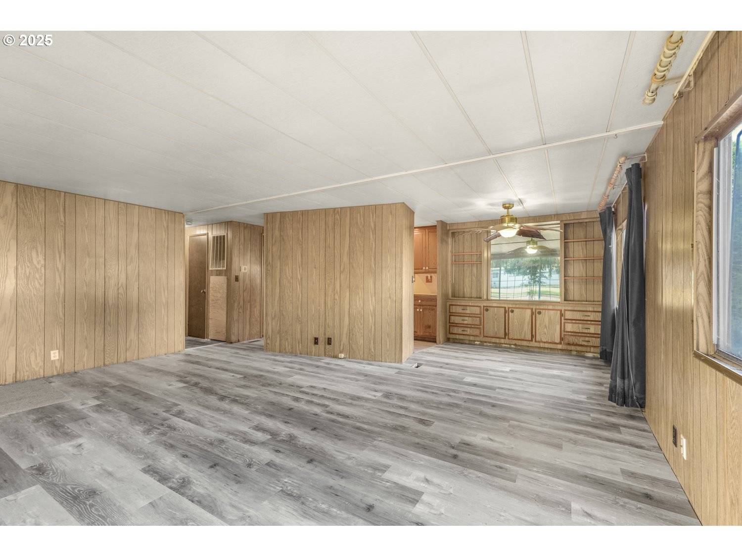 Salem, OR 97306,6855 20TH AVE