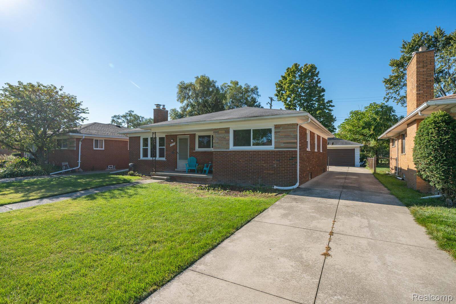 Eastpointe, MI 48021,19136 Mott AVE