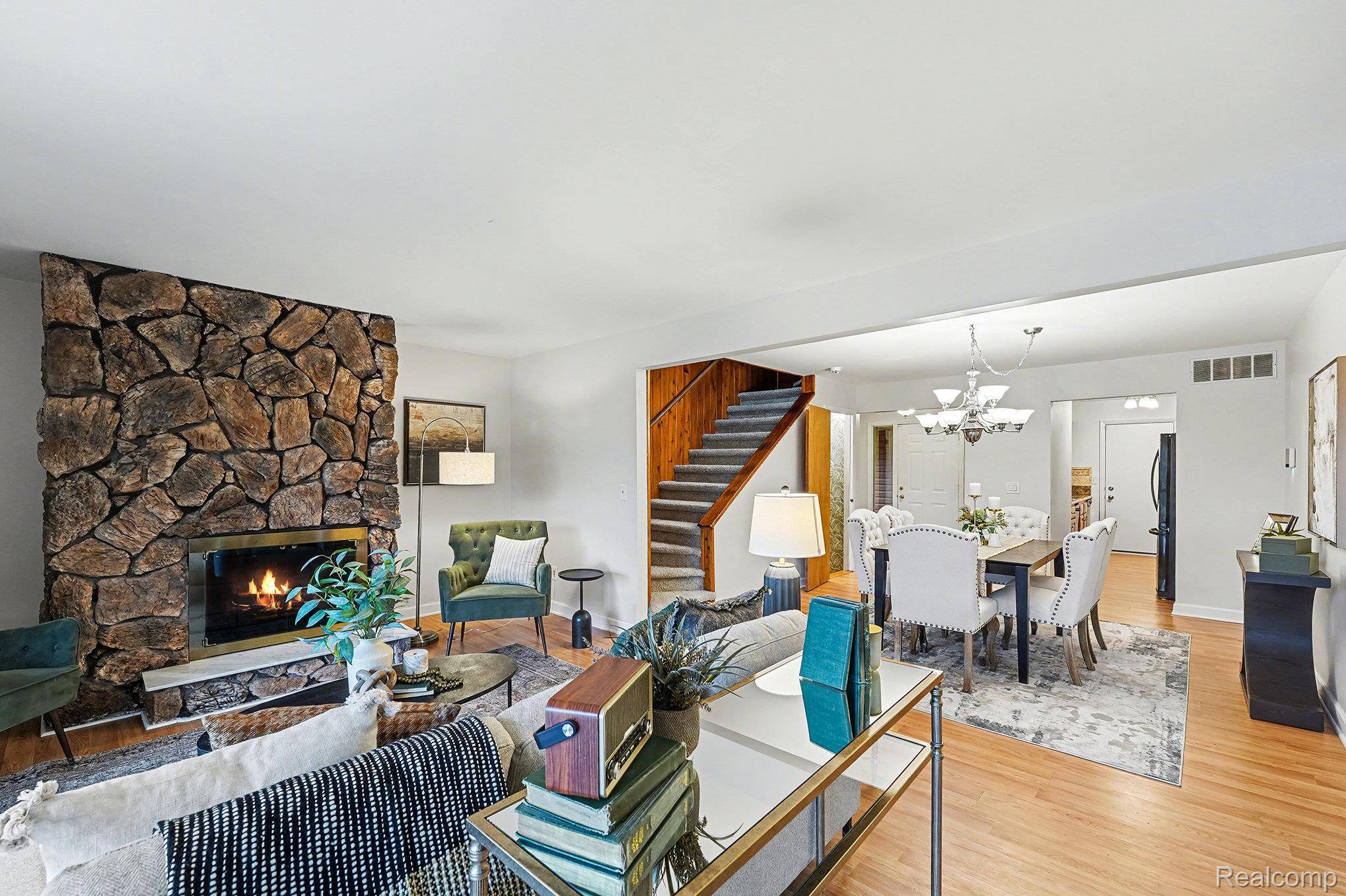 Van Buren, MI 48111,48315 Bayshore DR