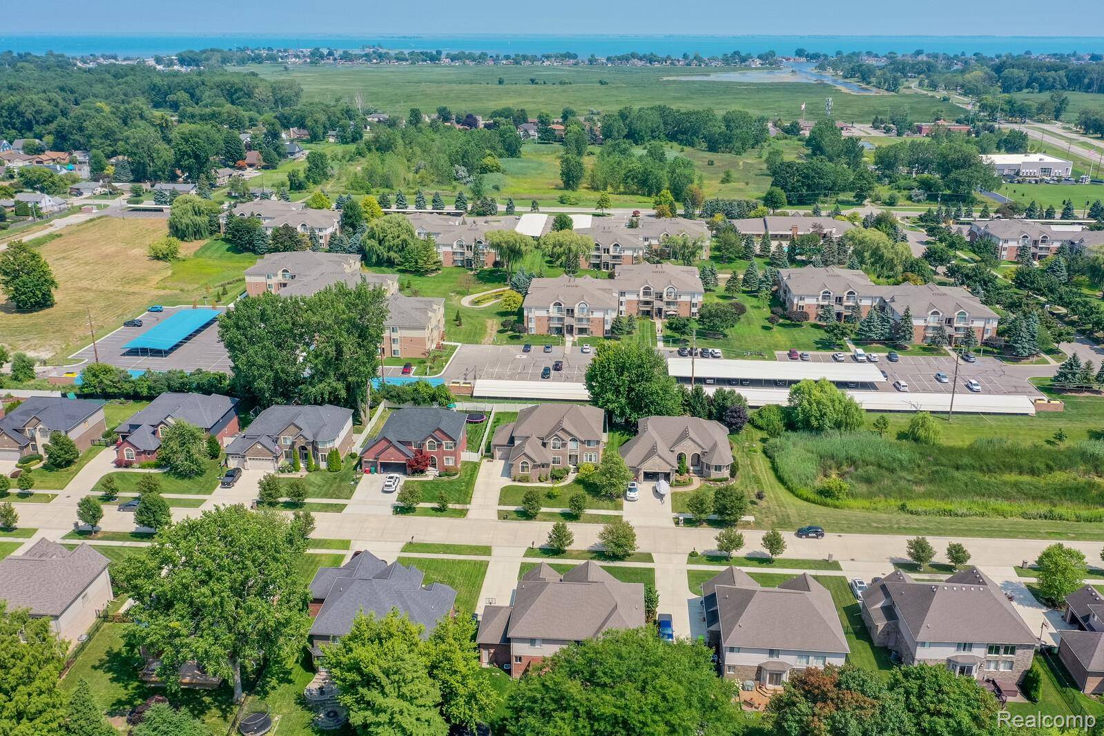 Harrison Township, MI 48045,39122 Nautical LN