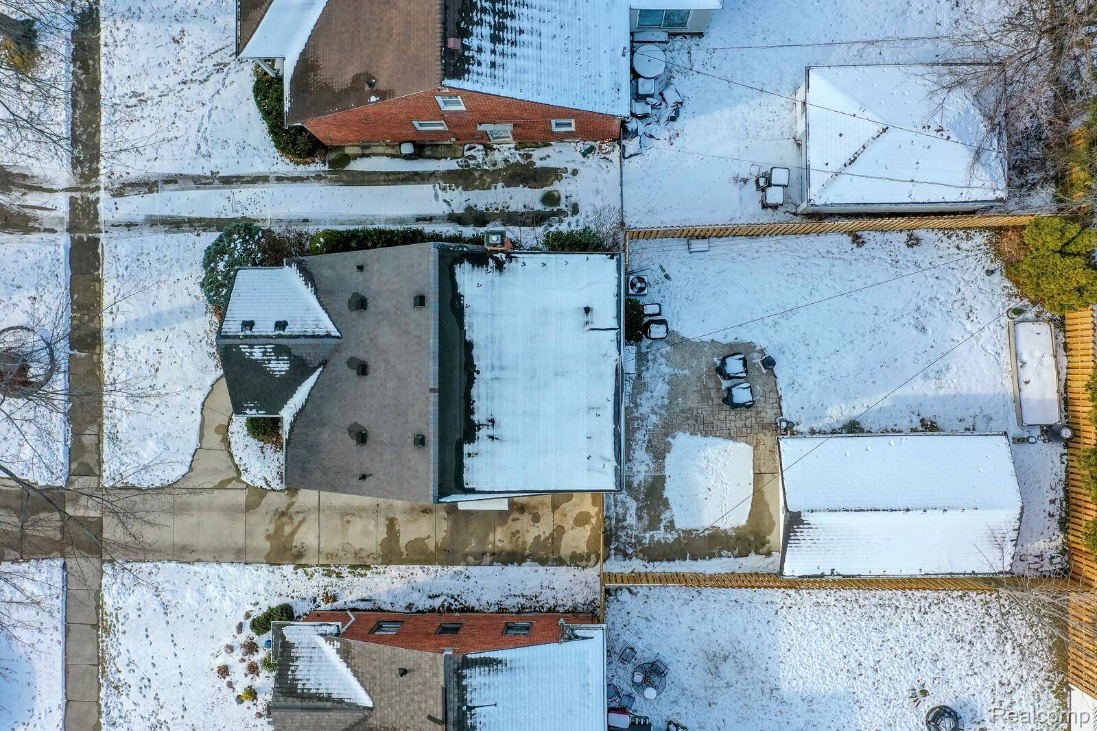 Grosse Pointe Woods, MI 48236,1456 Aline DR