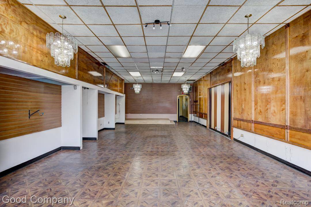 Detroit, MI 48221,18955 Livernois AVE