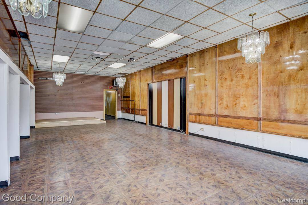 Detroit, MI 48221,18955 Livernois AVE