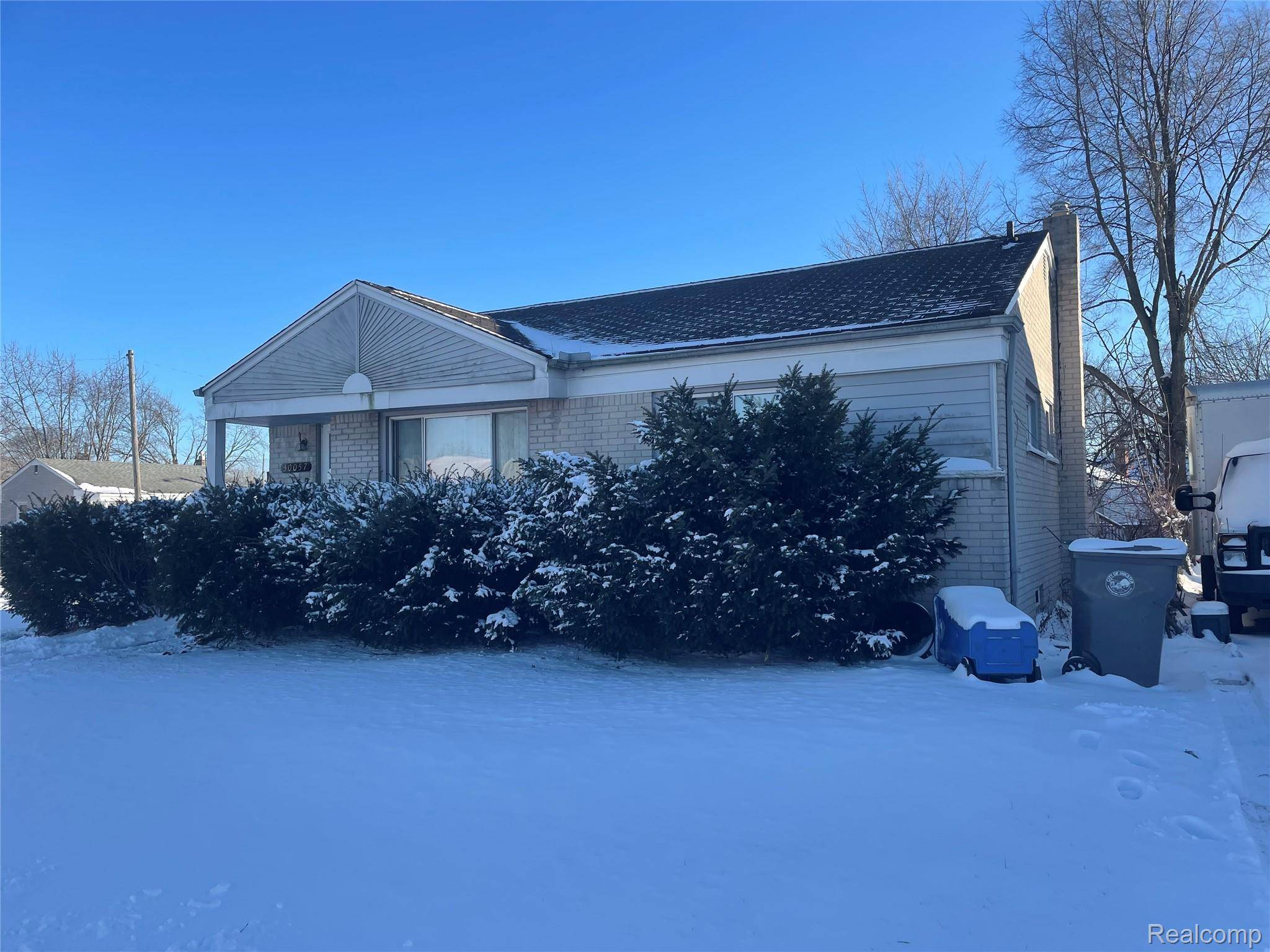 Inkster, MI 48141,30057 Spring Arbor DR