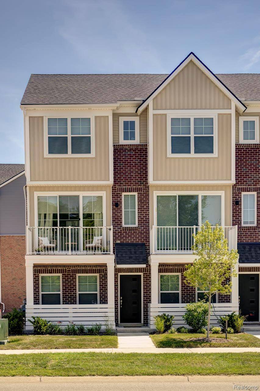 New Hudson, MI 48165,29977 Center ST