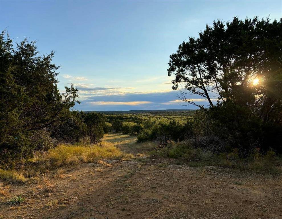 Strawn, TX 76475,1473 Highway 16 S