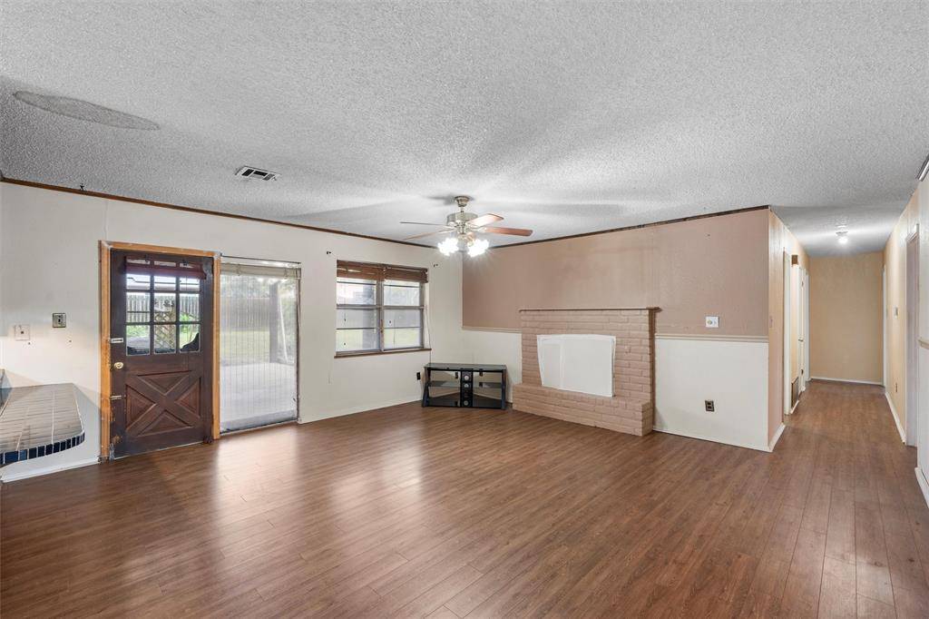 Robinson, TX 76706,913 Elizabeth