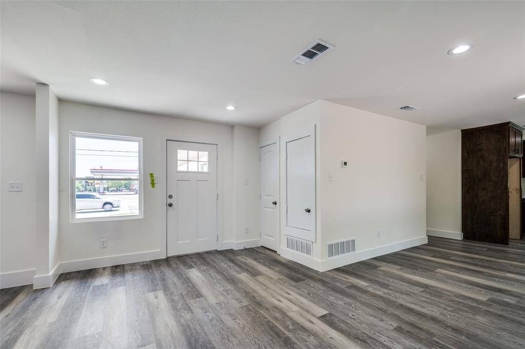 Grand Prairie, TX 75051,1802 3rd Street